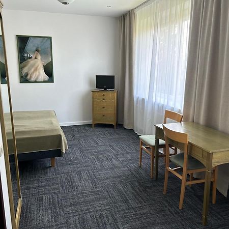 Seven Sisters Apartments With Self Check-In Liepāja Exterior foto